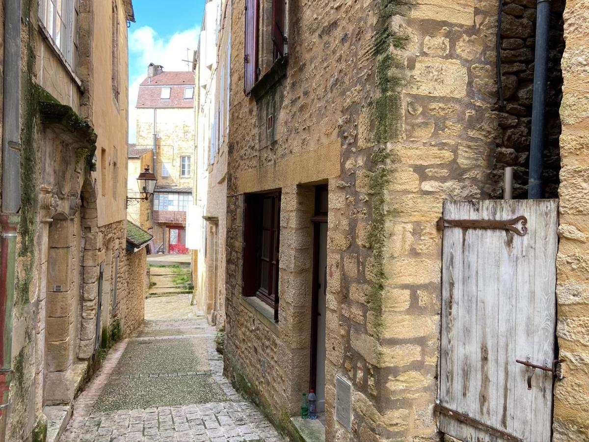 Le Repaire - Lescapade-Medievale Sarlat Εξωτερικό φωτογραφία